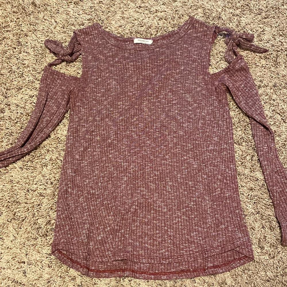 Adorable Tie Cold Shoulder Long Sleeve Top